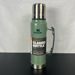 Stanley Classic Vacuum Insulated Wide Mouth Bottle 1 liter Green